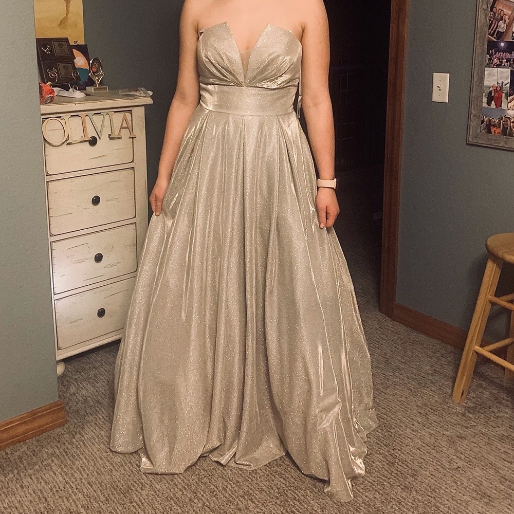 Gold prom dress - new w tags!!